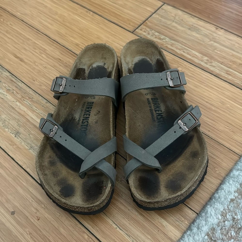 Birkenstock Mayari Oiled Leather Women’s size 7/38 -Tobacco Brown